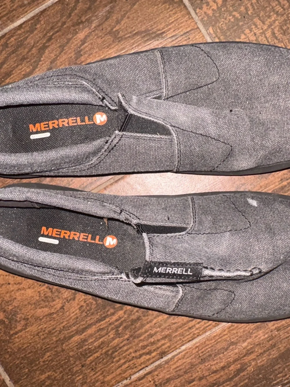 Merrell Men's Slip-On Canvas Loafers in Dark Gray size 10